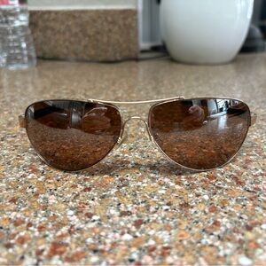 Stylish Gold Aviator Sunglasses